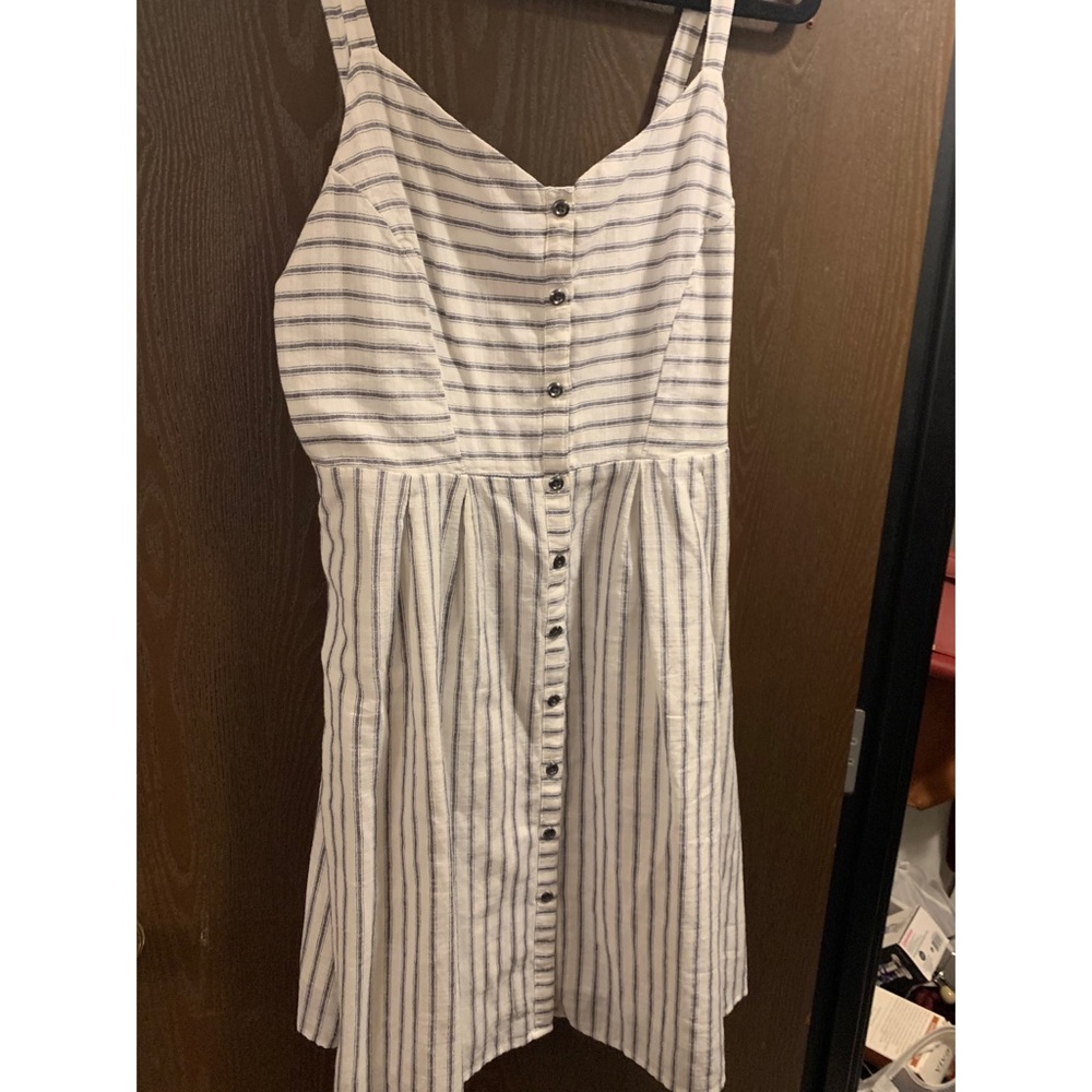 Old Navy white striped button up dress